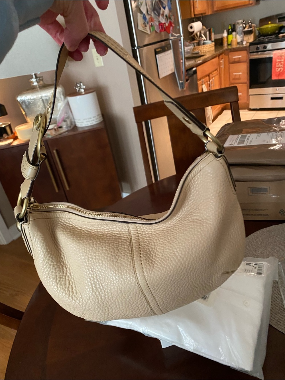 Vintage Y2K Coach Soho Buckle Pebbled Leather Shoulder Bag in Beige